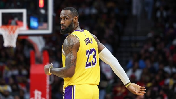 LeBron James and the Lakers are sinking further from title contention.
